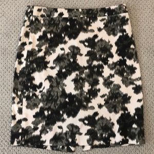 Women’s J. Crew Pencil Skirt, size 8